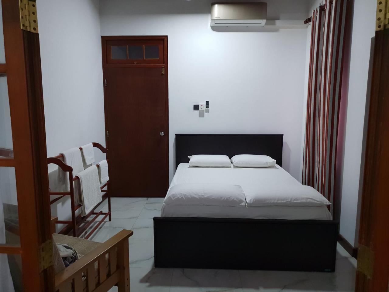 Ice Berg Dehiwala-Mount Lavinia Exterior foto