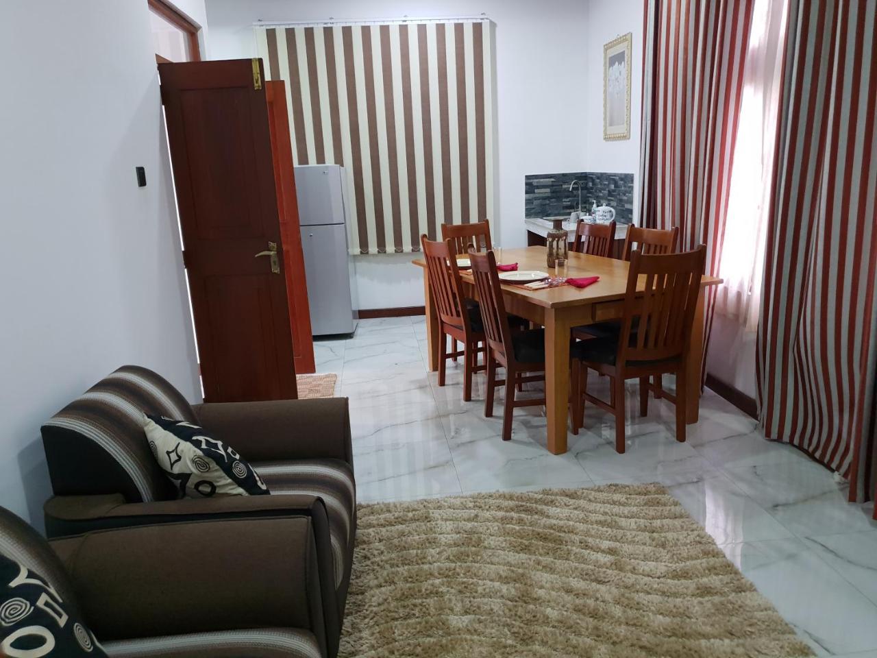 Ice Berg Dehiwala-Mount Lavinia Exterior foto